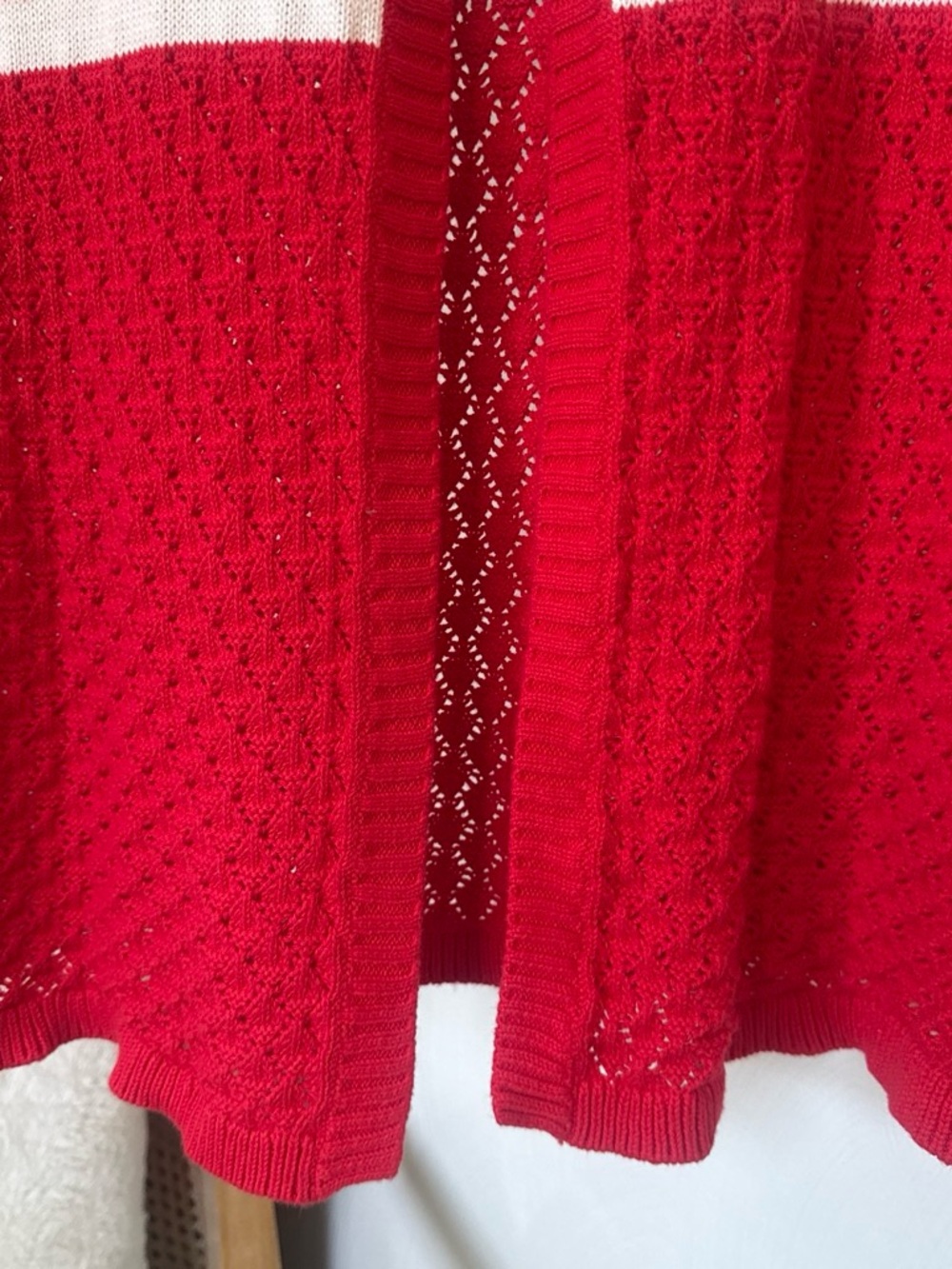 Crystal- Kobe Women’s Large Red & White Striped Women's Knit Top - Picture 10 of 11